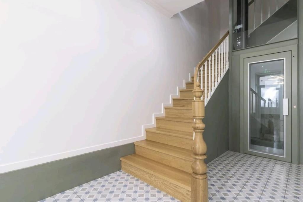 Famous Dreaming Studio Porto Luaran gambar
